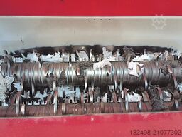 Heger LION 300 B1200