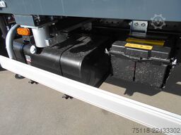 Isuzu M30 (7,5 ton) - GRU E RIBALTABILE