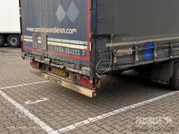 Schmitz Cargobull Curtainsider Mega
