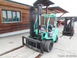 Mitsubishi FD35N mit Zwillingsreifen