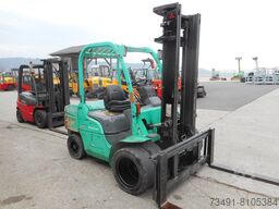 Mitsubishi FD35N mit Zwillingsreifen