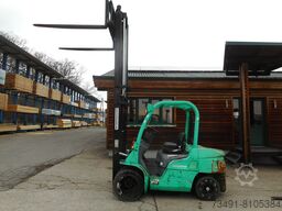 Mitsubishi FD35N mit Zwillingsreifen