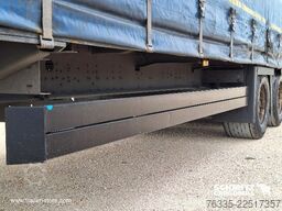 Schmitz Cargobull Curtainsider Mega