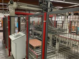 Wamhoff Beschickung und Stapelanlage