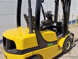 Yale GDP25VX Diesel Stapler