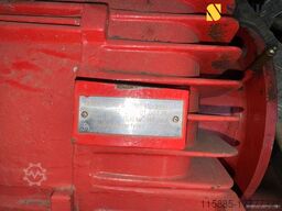 Mercedes-Benz 1424 Ă–lspurenbeseitiger