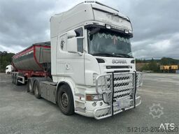 Scania 480 6x2 truck w/ hydraulics and new engine.