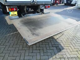 MAN TGM 18.250 + euro 6 + lift + iso box