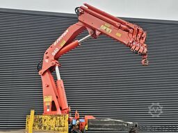 DAF CF 85.330 ATI / 40 t/m CRANE / KRAN / 8.500 km!