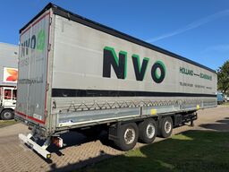 Schmitz Cargobull 3-Axle / Galvanised chassis / Open Roof / SAF A...