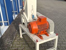 Alpine RO 28 x 28