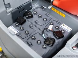 Hako Scrubmaster B45 CL TB510 - 2015y - 977h