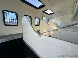 Mercedes-Benz Atego 1530 5 Pferde Popout Wohnmobilzulassung