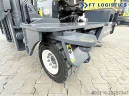 Combilift C4000 GAS DUPLEX 4600 FORK POSITIONER