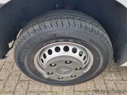 Mercedes-Benz Sprinter 519 CDI/ Bakwagen/ Laadklep/ Airco/ 23...