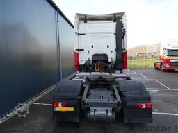 Mercedes-Benz Actros 1942 tractor unit
