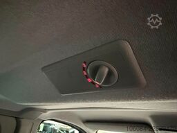 RENAULT Trafic Kombi L1H1 Life Style 8 Sitze AC LED PDC