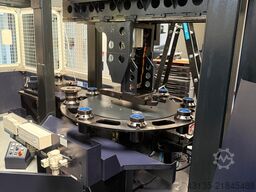 HWACHEON VESTA-1000+ mit Palettenwechsler