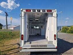 MERCEDES-BENZ 413 CDI Sprinter Tierambulanz Standklima Webasto