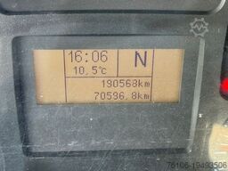 IVECO Trakker AD 260 Fassi F135a