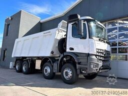 Mercedes-Benz Arocs 4140 K 8x4/4 Meiller Tipper (40 units)