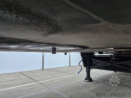 SCHMITZ SKO 24/L-13.4 FP