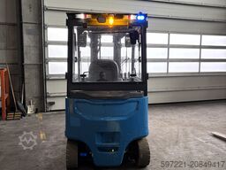 Doosan B25X-7