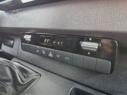 MERCEDES-BENZ SPRINTER 316 Bakwagen Laadklep !