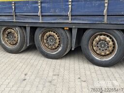 Schmitz Cargobull Curtainsider Mega