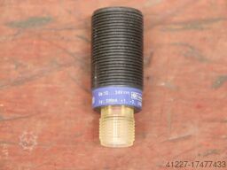 Telemecanique XS4P18PA340D