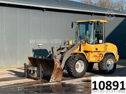 VOLVO L30B-Z/x Radlader inkl. Schaufel & Palettengabel