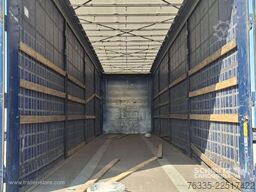 Kögel Curtainsider Mega