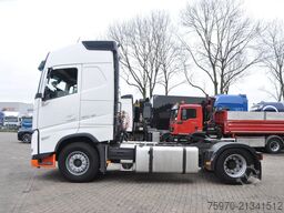 Volvo FH 460 4X2 2022  iShift  iParkCool  NL-TRUCK