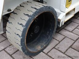 Holland Lift Ecostar HL-9710 Electric, 12m Working Height, 325k