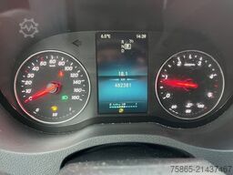 Mercedes-Benz Sprinter 316 2.2 CDI / Box / Loadlift / Air-sus...
