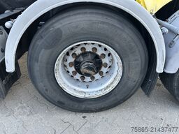 Renders Euro 800 / Multi Container Chassis / 20-30-40-4...