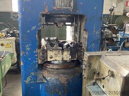 Cavenaghi & Ridolfi Pressa prova stampi 1000 ton