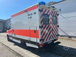 MERCEDES-BENZ Sprinter 516 / RTW / Trage Liege