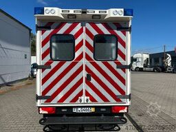 MERCEDES-BENZ Sprinter 516 / RTW / Trage Liege