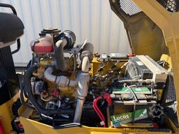 CATERPILLAR CB2.7 / 2018 BJ / 845 H / 2.5 Tonnen