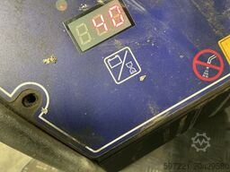 Nilfisk SW 4000 Aufstitzkehrmaschine