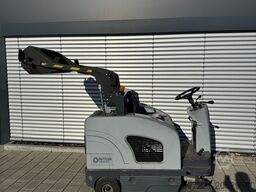 Nilfisk SW 4000 Aufstitzkehrmaschine