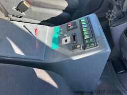 MERCEDES-BENZ Sprinter 316 / Trage Liege Rampe