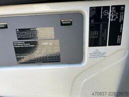 MERCEDES-BENZ Sprinter 316 / Trage Liege Rampe