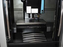 HURCO VM 10