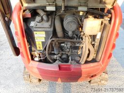 Takeuchi TB 216 ( 1.865 KG )