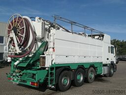 MAN 35.464 FVNLC 8x2, Müller-Fatmaster, Saugaufbau