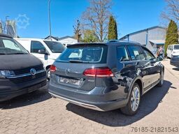 VW Golf Alltrack 4motion DSG   1. Hand
