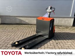 Toyota LWE 200 / Akku 98%
