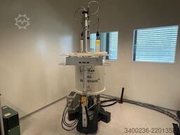 BRUKER 300 UltraShield